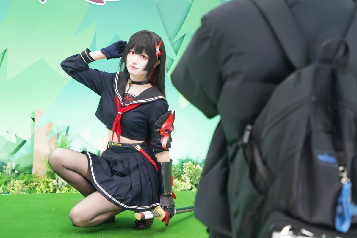 【コミケ107】企業ブースフォトレポート「アズールプロミリア(Yostar)」