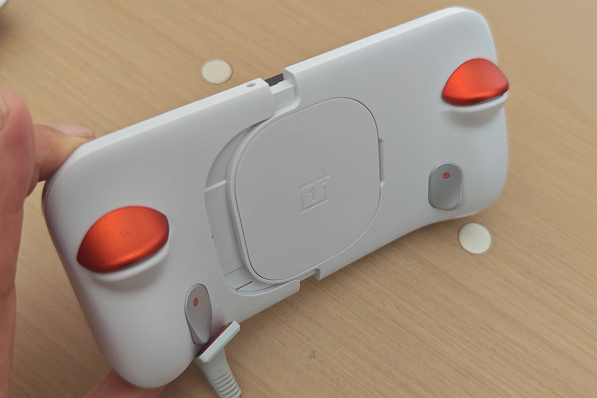 ゲームパッドの操作も快適なハイエンドモデル「OnePlus Ace 6 Ultra」をレビュー