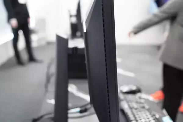 「4K Mini LED採用で7万円台～！GigaCrysta Sシリーズ第1弾「LCD-GDU271JLAQD」が発表」の画像