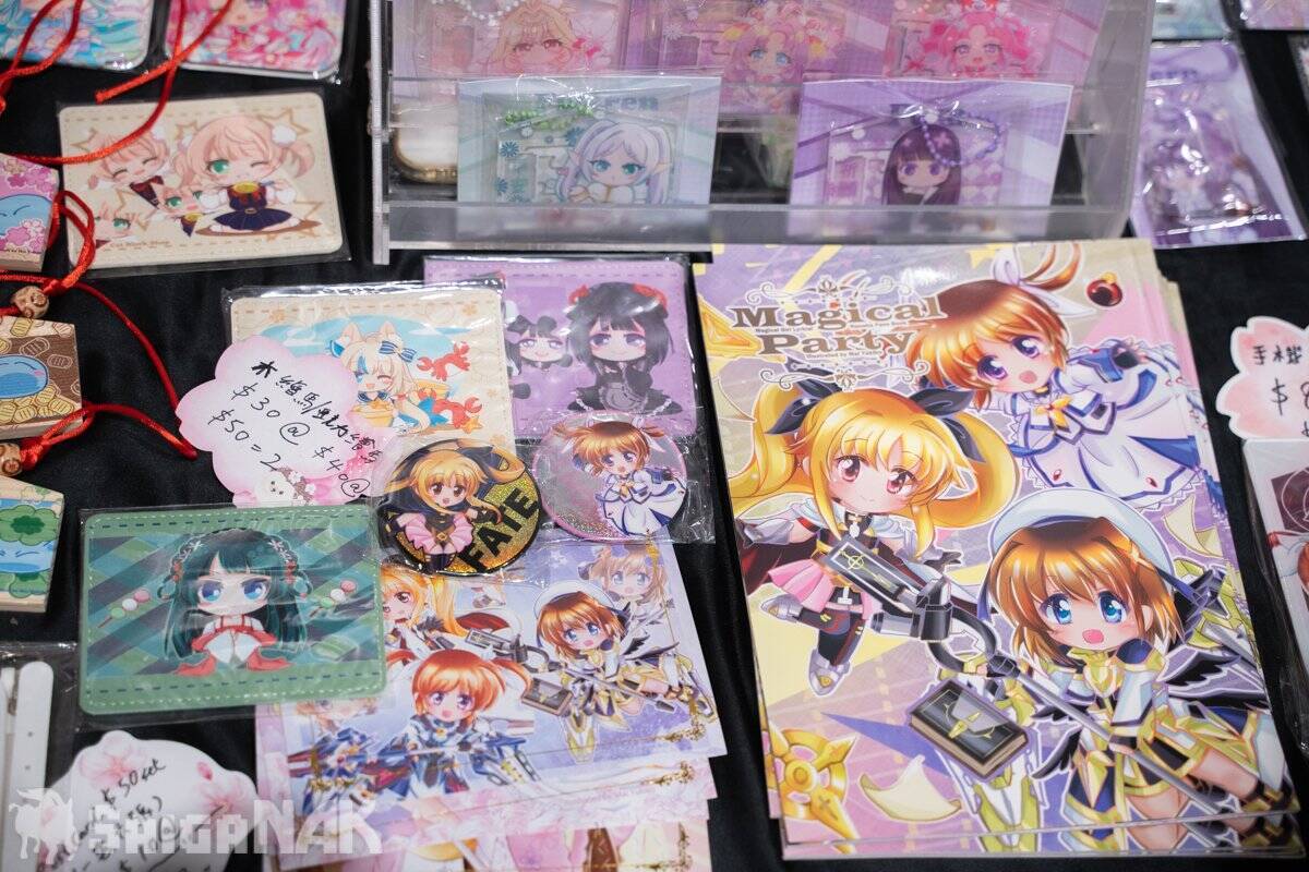 【ACGHK 2026】香港世界同人祭ブースレポート！hololiveなどVTuberのオリジナルグッズが盛りだくさん