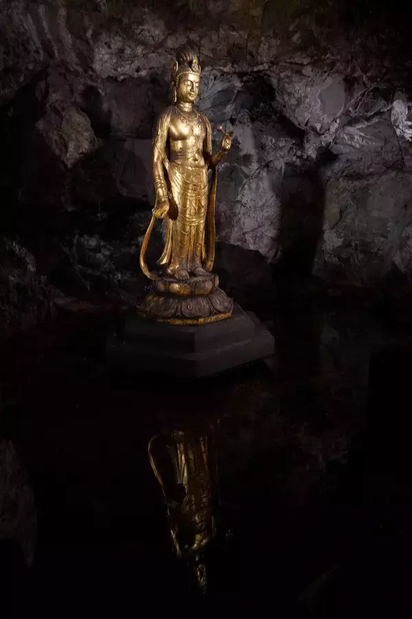 「「薩摩金山蔵」は没入度満点なリアルイマーシブ空間！酒好きゲーマーが実際に体験してみた！」の画像