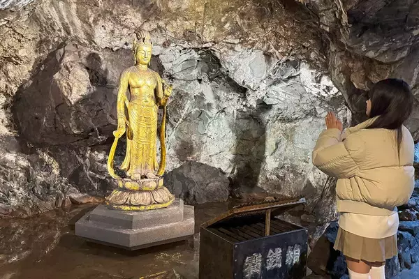 「「薩摩金山蔵」は没入度満点なリアルイマーシブ空間！酒好きゲーマーが実際に体験してみた！」の画像