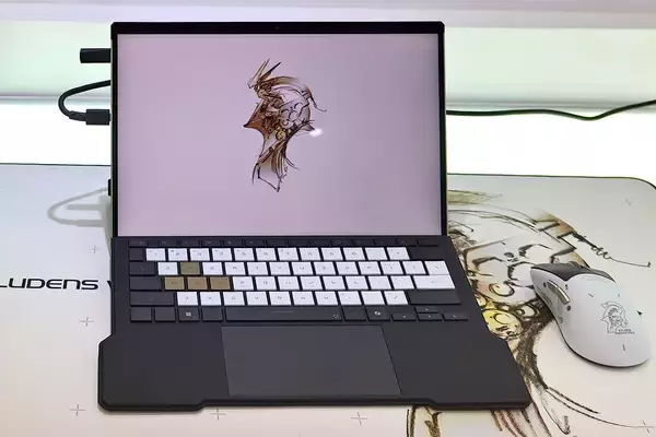 「物語をまとったゲーミング2-in-1「ROG Flow Z13-KJP」をレビュー！コジプロコラボモデルを触る」の画像