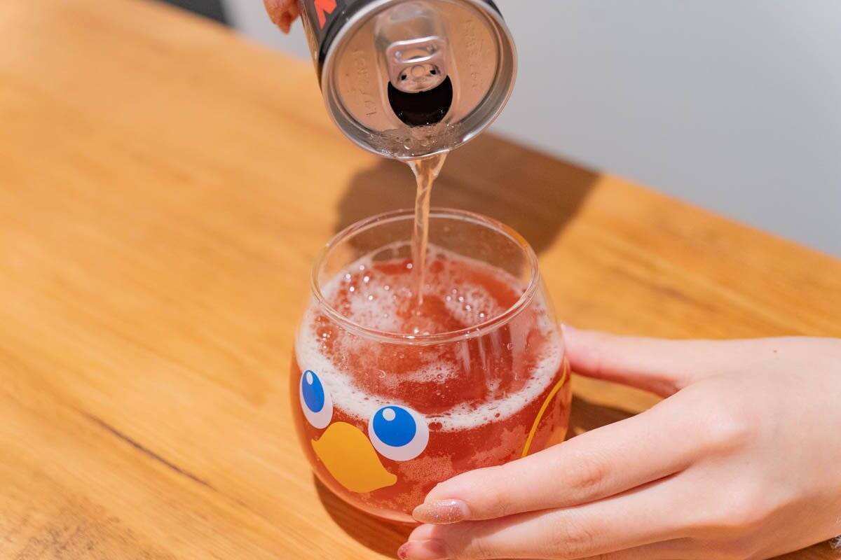 「イトーヨーカドー」×「セブンイレブン」×「Netflix」コラボのエナドリ！「Netflix ミッドナイトブースト」と「Netflix トワイライトトロピカル」をレビュー