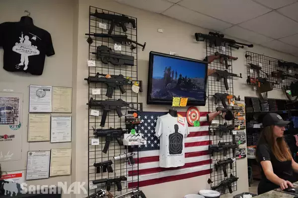 「EVOに行くならココも行け！「Battlefield Vegas」でタルコフに登場する銃のホンモノを撃ってきた(写真: 全51枚)」の画像