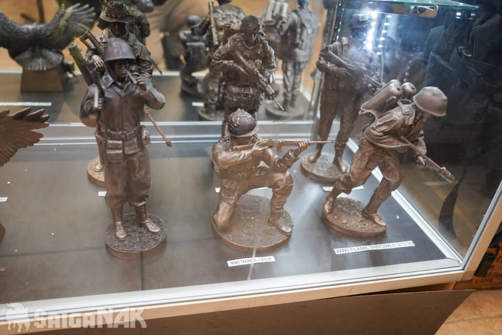 EVOに行くならココも行け！「Battlefield Vegas」でタルコフに登場する銃のホンモノを撃ってきた(写真: 全51枚)