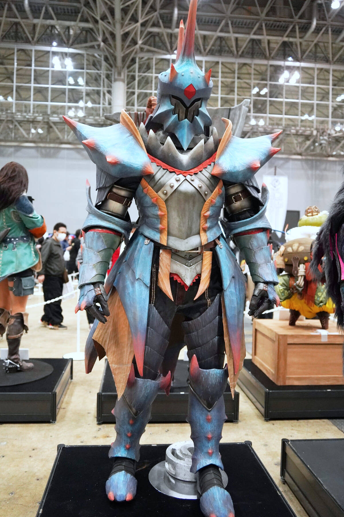「モンスターハンターフェスタ'26」現地レポートPart.2！繊細な造形で再現された装備の数々が展示