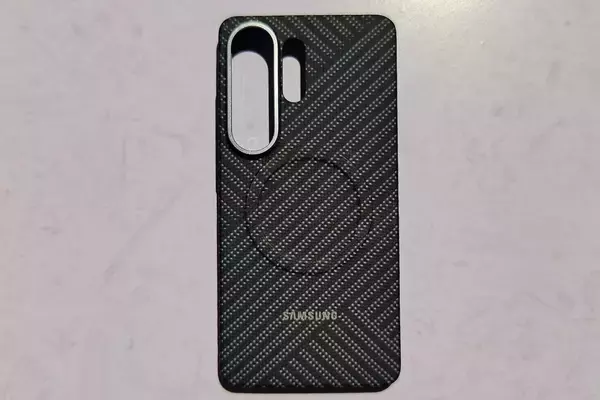 「ゲーミングにも最適！プライバシーディスプレイ搭載の「Galaxy S26 Ultra」をレビュー」の画像