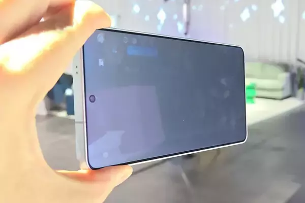 「ゲーミングにも最適！プライバシーディスプレイ搭載の「Galaxy S26 Ultra」をレビュー」の画像