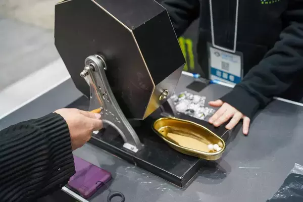 「【東京eスポーツフェスタ2026】「TOPPAN」「めぐりズム」「モンスターエナジー」「瀬戸内スパークス」ブースレポート！」の画像