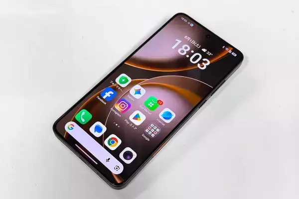 「OPPOの最新スマホ「Find X9 Ultra」が登場！200倍望遠撮影可能なレンズを装着可能」の画像