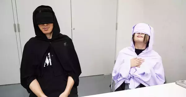 ダンロップ「ゲーミングマッスル」のフーディーブランケットとアイマスクをレビュー！特殊機能繊維「RadiHeal」で保温