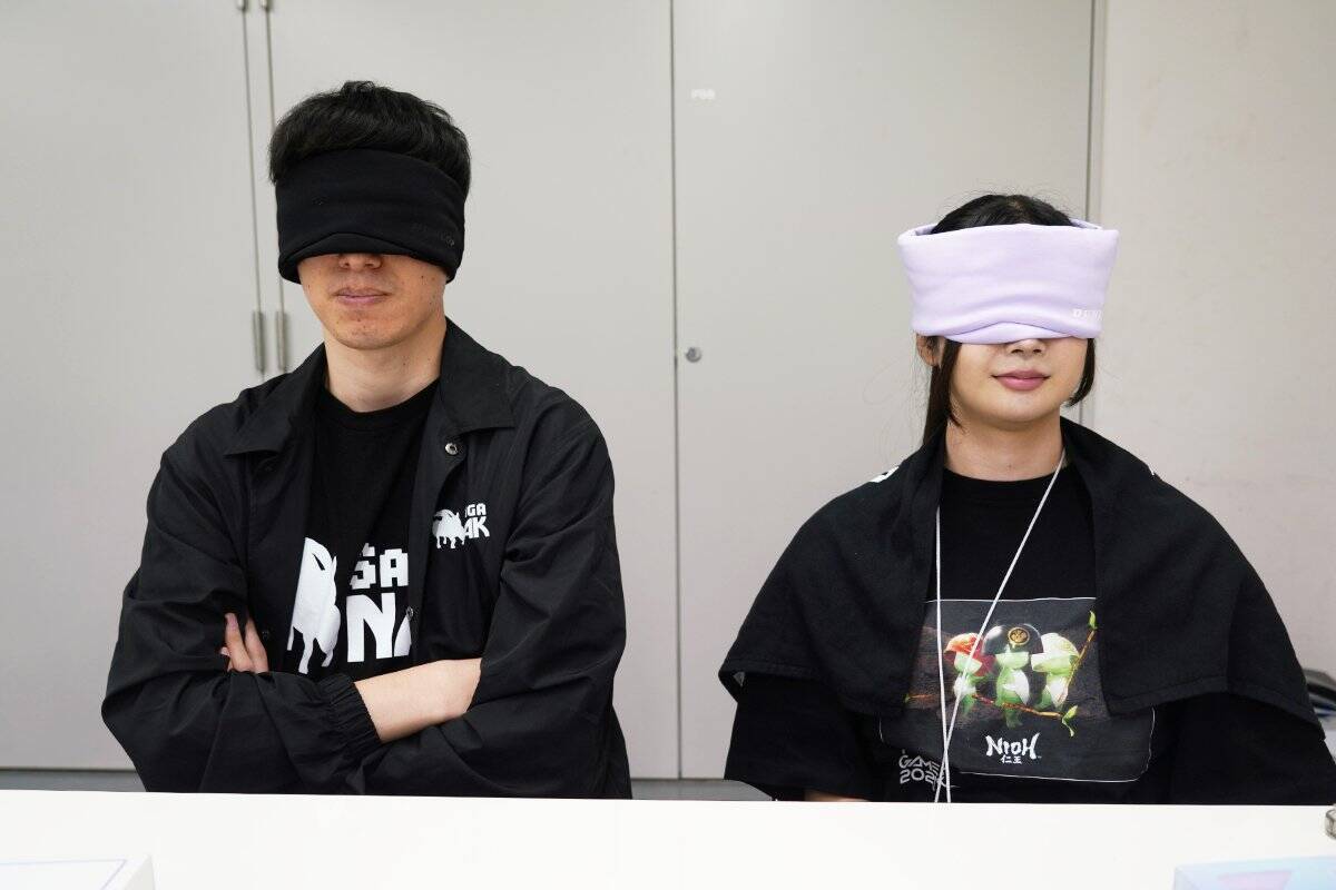 ダンロップ「ゲーミングマッスル」のフーディーブランケットとアイマスクをレビュー！特殊機能繊維「RadiHeal」で保温