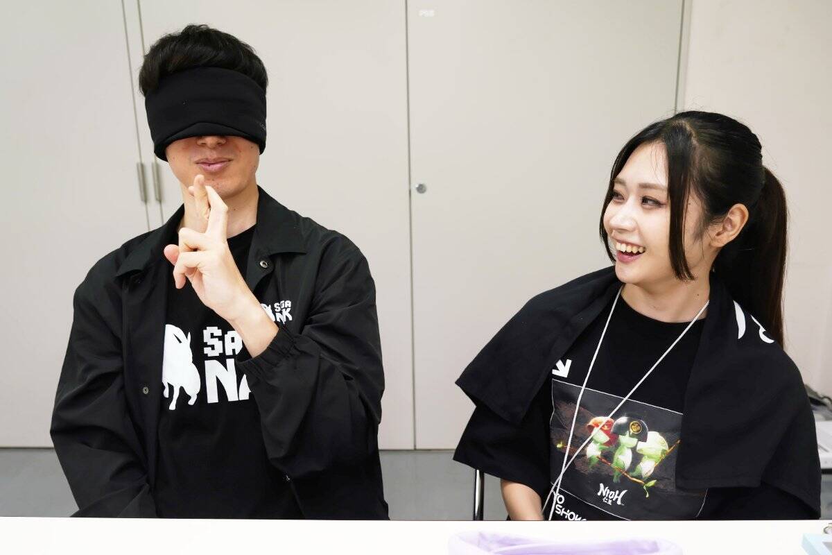 ダンロップ「ゲーミングマッスル」のフーディーブランケットとアイマスクをレビュー！特殊機能繊維「RadiHeal」で保温