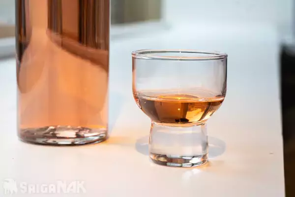 「母の日ギフトにピッタリなKURANDのお酒「花贈るロゼワイン」「フラワー・ベール -花と梅酒-」レビュー！」の画像