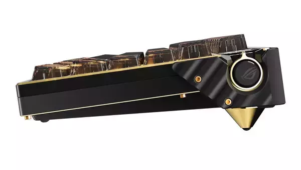 「ROG20周年限定の24K金メッキモデル！キーボード「Azoth Extreme Edition 20」とマウス「Harpe II Extreme Edition 20」が発表」の画像