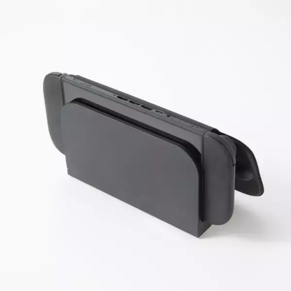 「エレコムからSwitch 2用フラップカバーとSwitchシリーズ用のアーム型スタンドが登場！プレイをもっと快適にサポート」の画像