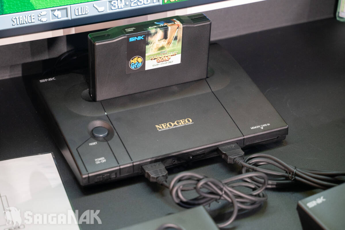 【TGS2026】現代に復活した「NEOGEO AES+」の実機が公開！「PLAION REPLAI」ブースで試遊も可能