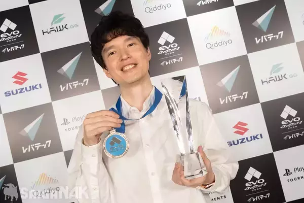 「【EVO Japan 2026】全30枚の現地写真でメイントーナメント「ヴァンパイアセイヴァー」を振り返る」の画像