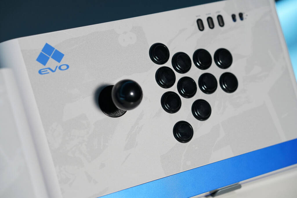 「REJECT」所属ストリーマーのハイタニ氏監修のアーケードコントローラー「REJECT Arcade Controller」が5月1日から予約販売開始！