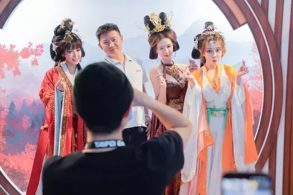 「【TGS2026】「グランドアーカイブ」と「三國：謀定天下」ブースをレポート！カード大会や台湾美女コスプレイヤーも登場」の画像