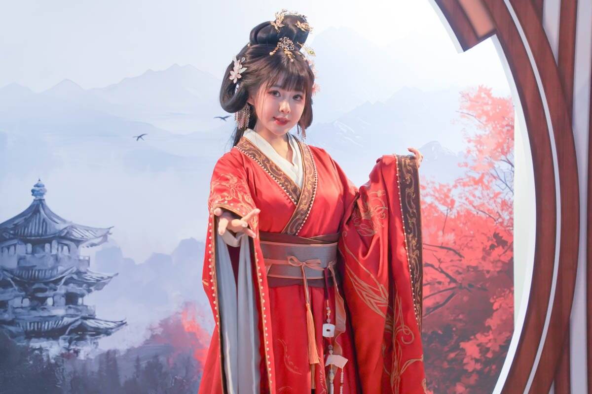 【TGS2026】「グランドアーカイブ」と「三國：謀定天下」ブースをレポート！カード大会や台湾美女コスプレイヤーも登場