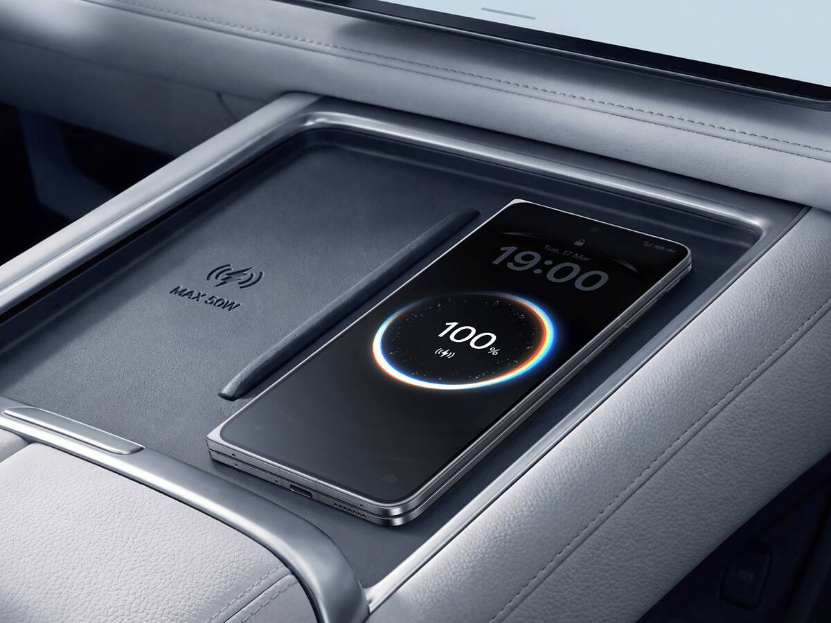 ハイエンド折りたたみスマホ「OPPO Find N6」が日本上陸！折り目がほぼないフラットディスプレイ、Hasselblad共同開発カメラシステム搭載