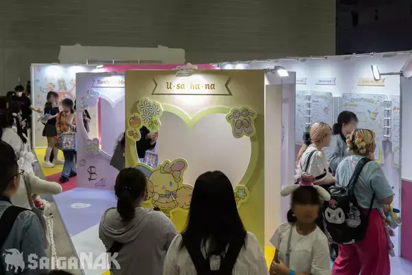 「「サンリオフェス2026 in みなとみらい」現地レポート！ガラポンにカプセルトイ、キャラクター付きのスイーツなど大盛況」の画像