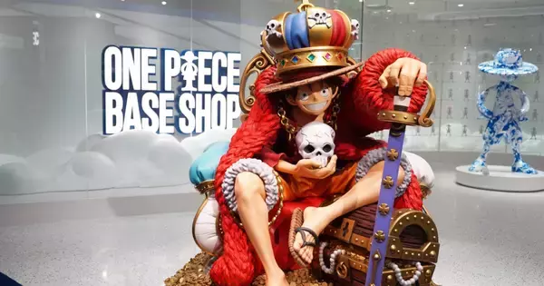 オープン前の「ONE PIECE BASE SHOP」に潜入！見るだけでも楽しいこだわりの体験型リテール施設に500点以上の限定商品が並ぶ