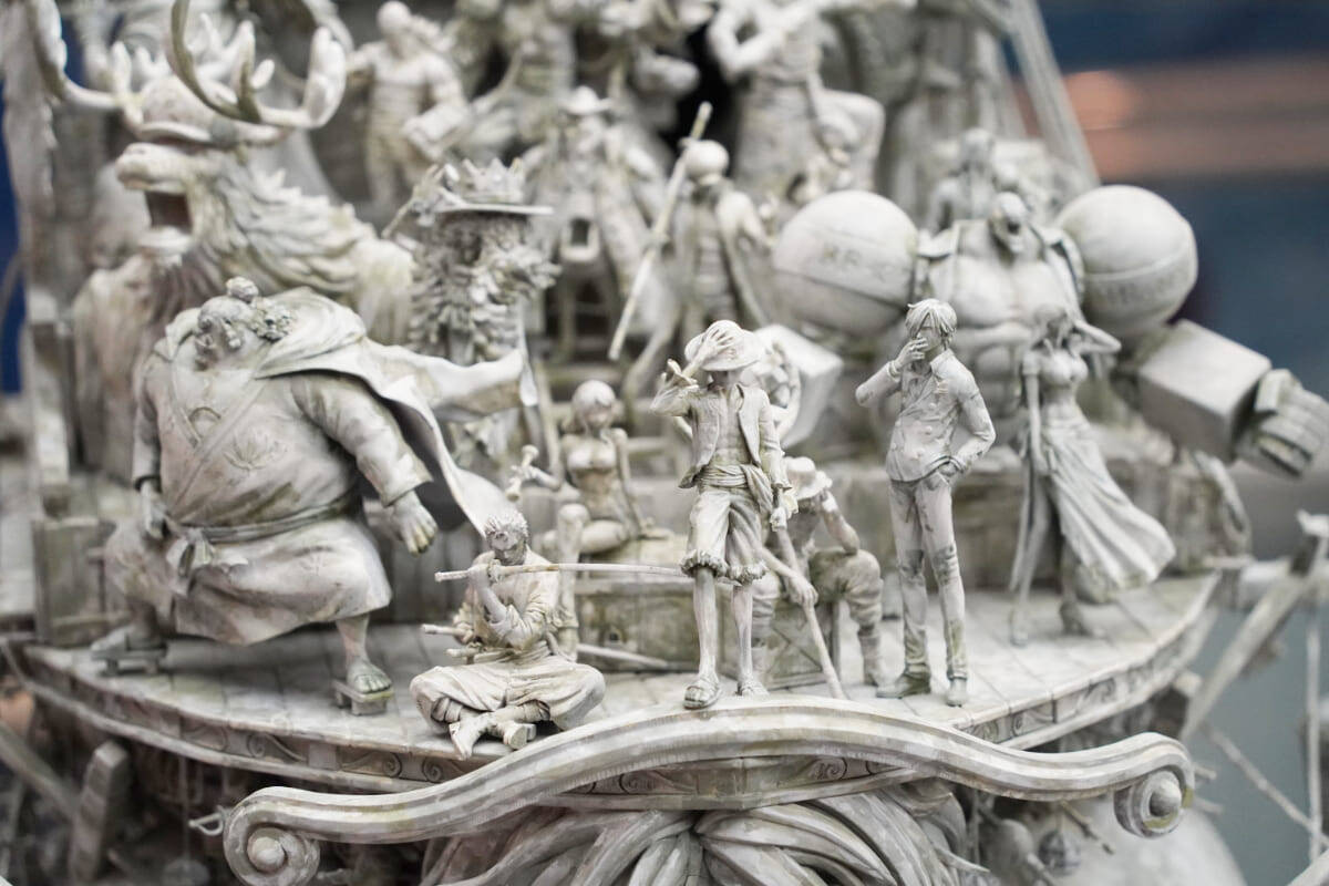 オープン前の「ONE PIECE BASE SHOP」に潜入！見るだけでも楽しいこだわりの体験型リテール施設に500点以上の限定商品が並ぶ