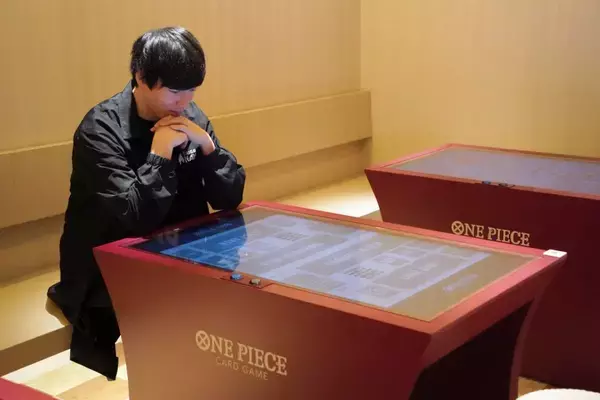 「オープン前の「ONE PIECE BASE SHOP」に潜入！見るだけでも楽しいこだわりの体験型リテール施設に500点以上の限定商品が並ぶ」の画像