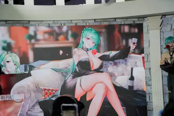 「【TGS2026】「アズールレーン」ブースレポート！美麗イラストのグッズや人気キャラのコスプレも」の画像