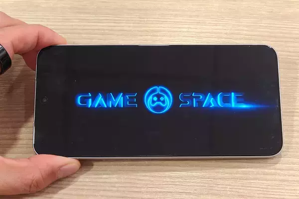 「10,000mAhバッテリーに空冷ファンや185Hzも！新たなゲーミングスマホ「HONOR WIN」レビュー」の画像