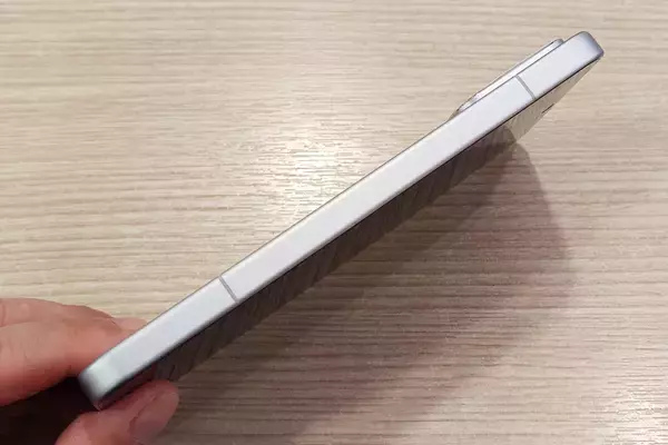 「10,000mAhバッテリーに空冷ファンや185Hzも！新たなゲーミングスマホ「HONOR WIN」レビュー」の画像