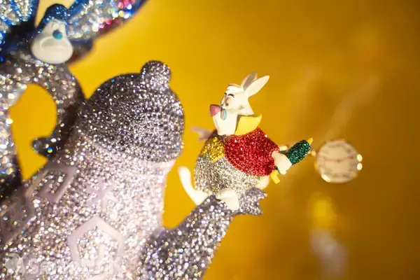 「【ACGHK 2026】「Swarovski」ブースレポート！人気キャラクターの超美麗クリスタルフィギュアに目が釘付け」の画像