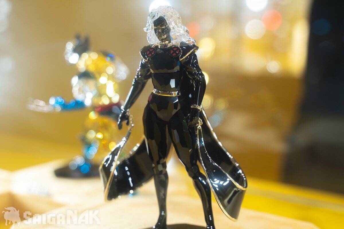 【ACGHK 2026】「Swarovski」ブースレポート！人気キャラクターの超美麗クリスタルフィギュアに目が釘付け