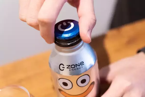 「「ドラクエ」×「ZONe」コラボ！期間限定パッケージの「HYPER ZONe ENERGY メタルスライムエナジー」をレビュー！」の画像