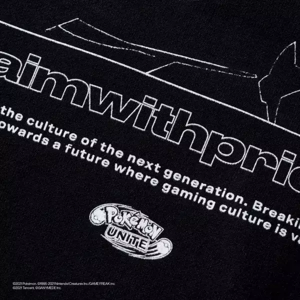 「「Pokémon UNITE」×「ZETA DIVISION」のコラボアパレル第2弾が登場！リザードンやエースバーンがスタイリッシュなデザインに」の画像