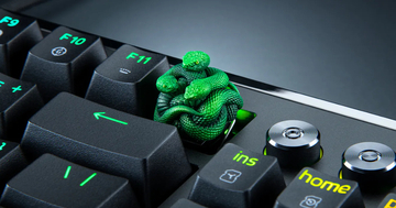 Razer「Artisan Keycap - Triple-Headed Snake Edition」発表、ブランドを象徴する特別なキーキャップはお値段15,980円