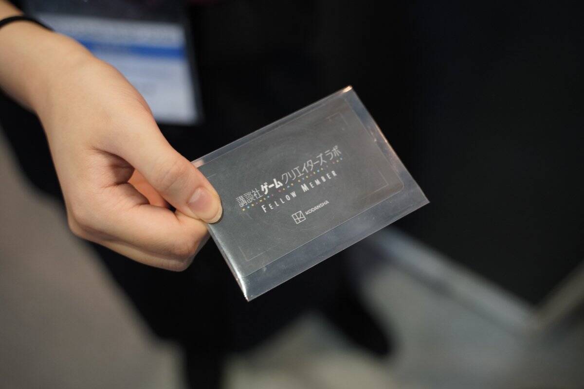 【TGS2025】ゲーム制作だけじゃない！装飾やブースの設置なども手掛けた「北海道情報大学」情報メディア学部2年の山口さんと森川准教授にインタビュー