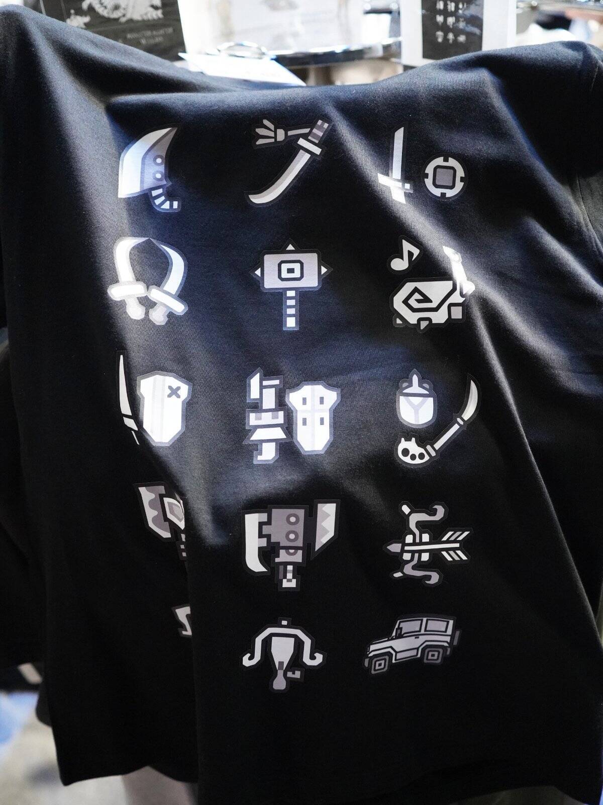 【東京オートサロン2026】スズキブースをフォトレポート！モンハンコラボ車両に大注目！