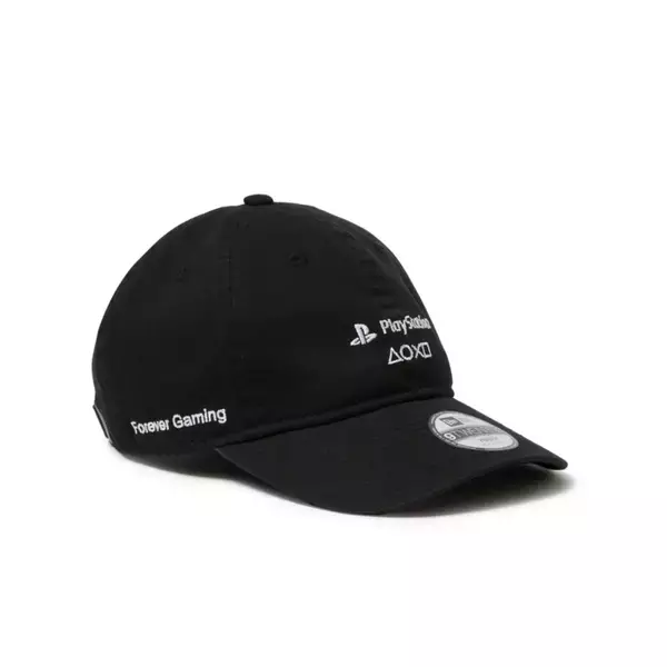 「「PlayStation」×「ニューエラ」コラボが実現！2026年1月8日から販売開始」の画像