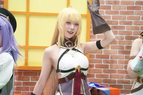 「【コミケ107】企業ブースフォトレポート「ステラソラ(Yostar)」」の画像