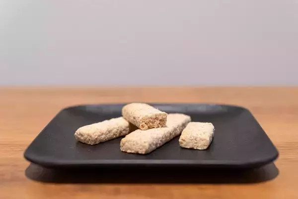 「スーパーマリオ×沖縄土産スイーツをレビュー！沖縄県産の素材だけでなくマリオたちの限定パッケージとも楽しめる！」の画像