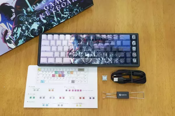 「「AMICIS」×「俺だけレベルアップな件」コラボのゲーミングキーボードとマウスパッドをレビュー！最高峰のスペックとデザインでレベルアップを目指せ」の画像