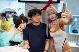 「【ACGHK 2026】アドベンチャーRPG「ブラウンダスト2」ブースフォトレポート！豪華コスプレイヤーたちのファンサービスも堪能」の画像12