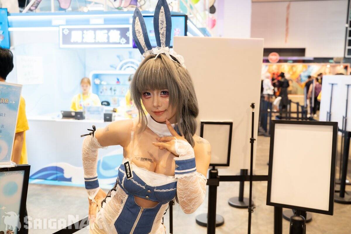 【ACGHK 2026】アドベンチャーRPG「ブラウンダスト2」ブースフォトレポート！豪華コスプレイヤーたちのファンサービスも堪能