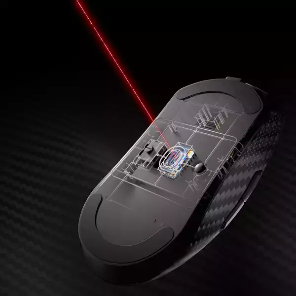 「CORSAIRから8,000Hzポーリングレート対応ゲーミングマウス「SABRE v2 PRO WIRELESS CF」が発売！カーボンファイバー製のユニボディを採用」の画像