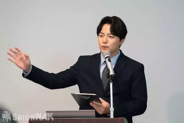 「ROGの世界初AIコア搭載ルーター「ROG Rapture GT-BE19000」お披露目！対話でネットワーク設定も可能」の画像