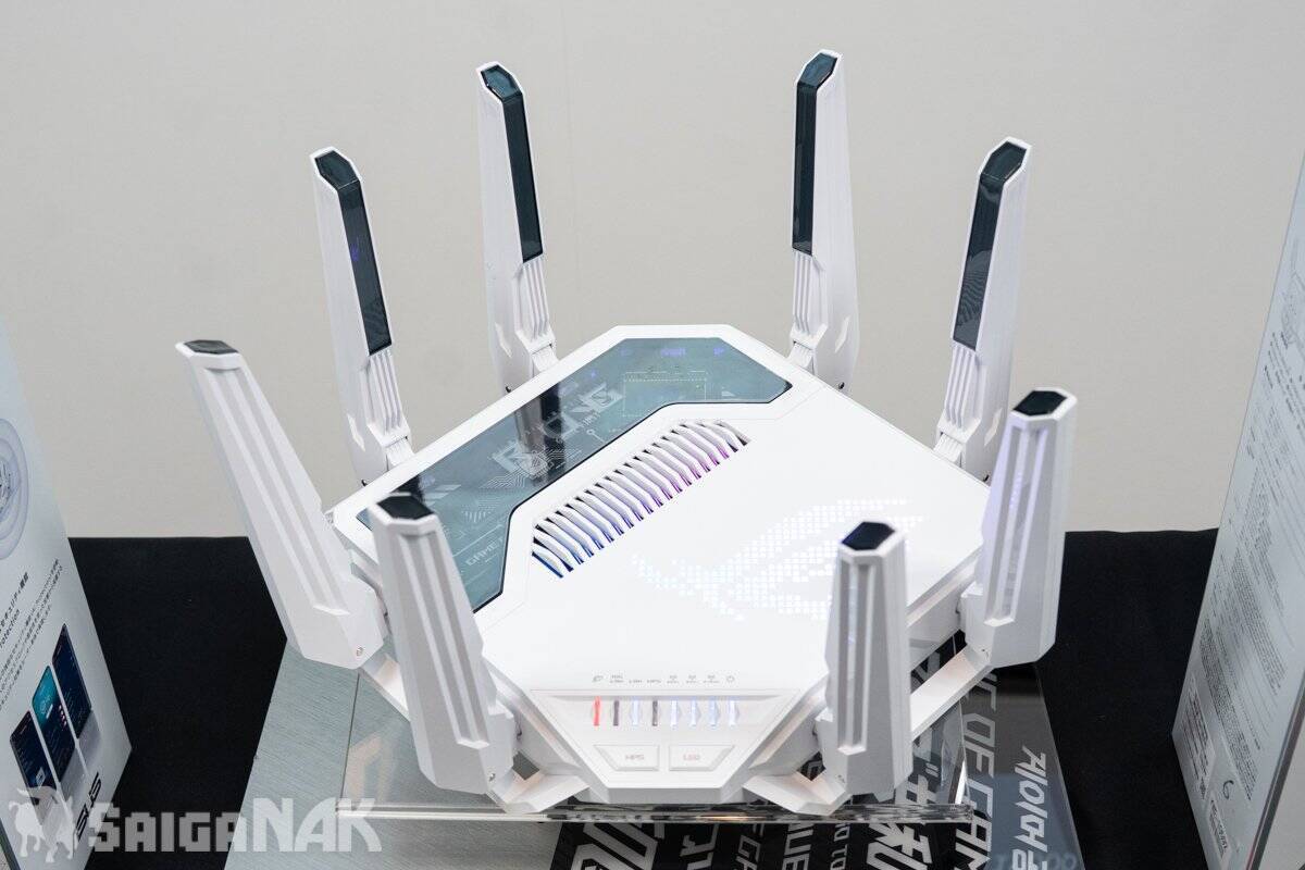 ROGの世界初AIコア搭載ルーター「ROG Rapture GT-BE19000」お披露目！対話でネットワーク設定も可能